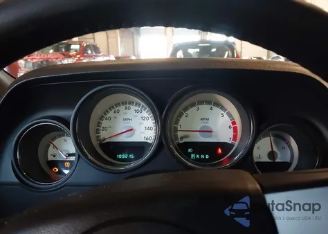 2010 Dodge Challenger R/T z USA, uszkodzony, nr VIN 2B3CJ5DT9AH129543